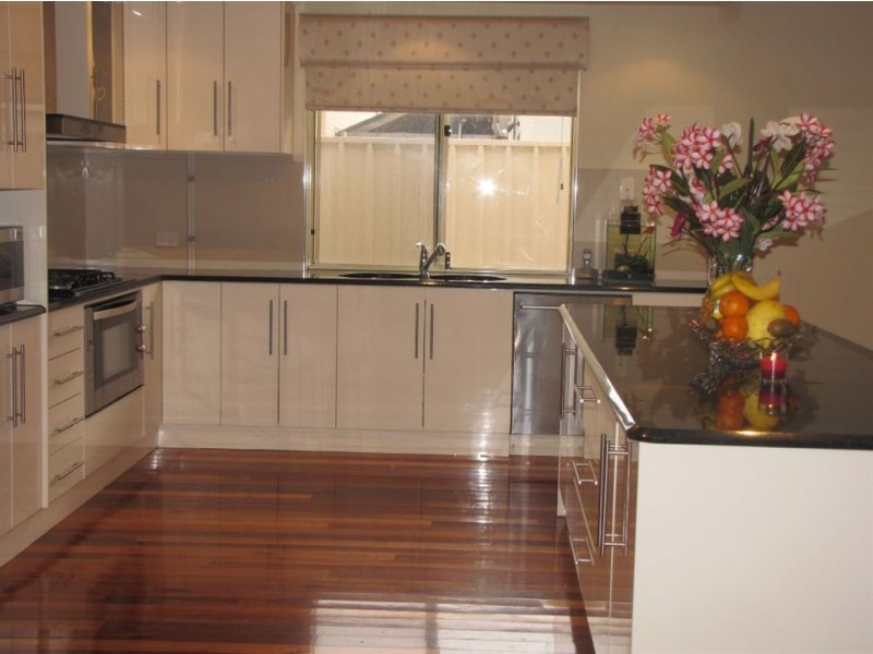 12 Tenth Avenue, Woodville North SA 5012