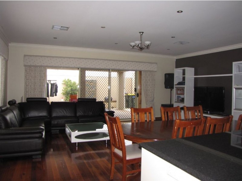 12 Tenth Avenue, Woodville North SA 5012