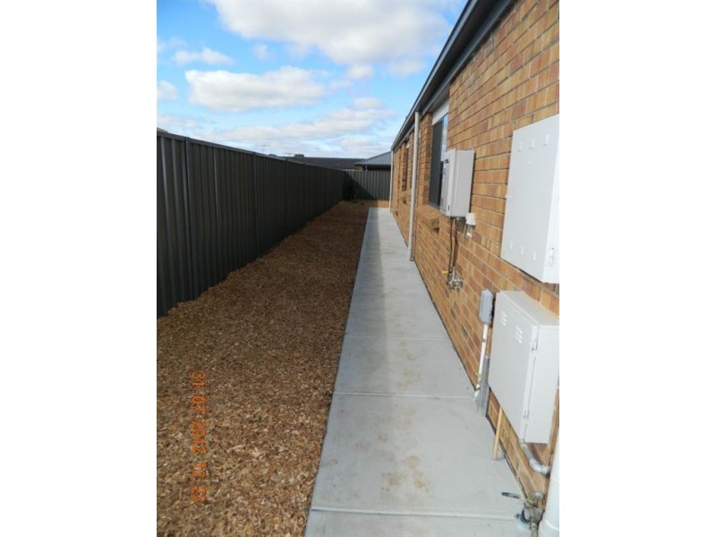 57 Riesling Crescent, Andrews Farm SA 5114