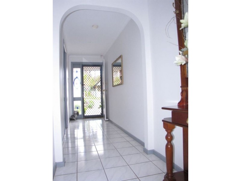 8 Chesterfield Walk, Hillbank SA 5112