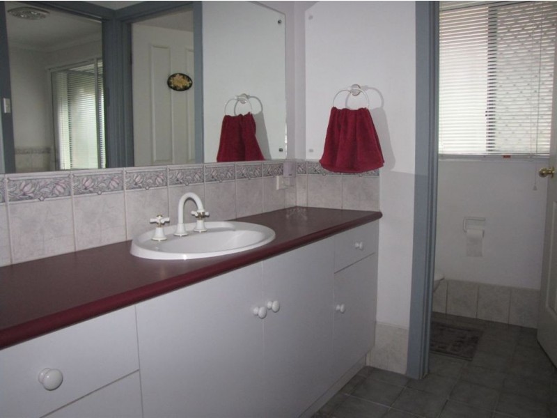 8 Chesterfield Walk, Hillbank SA 5112