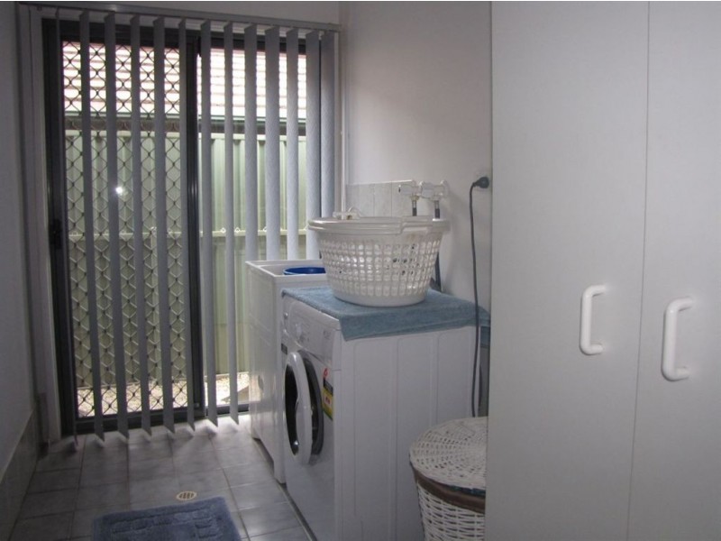 8 Chesterfield Walk, Hillbank SA 5112