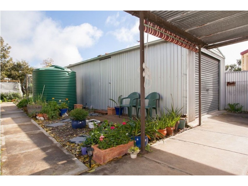 28 Olveston Avenue, Beverley SA 5009