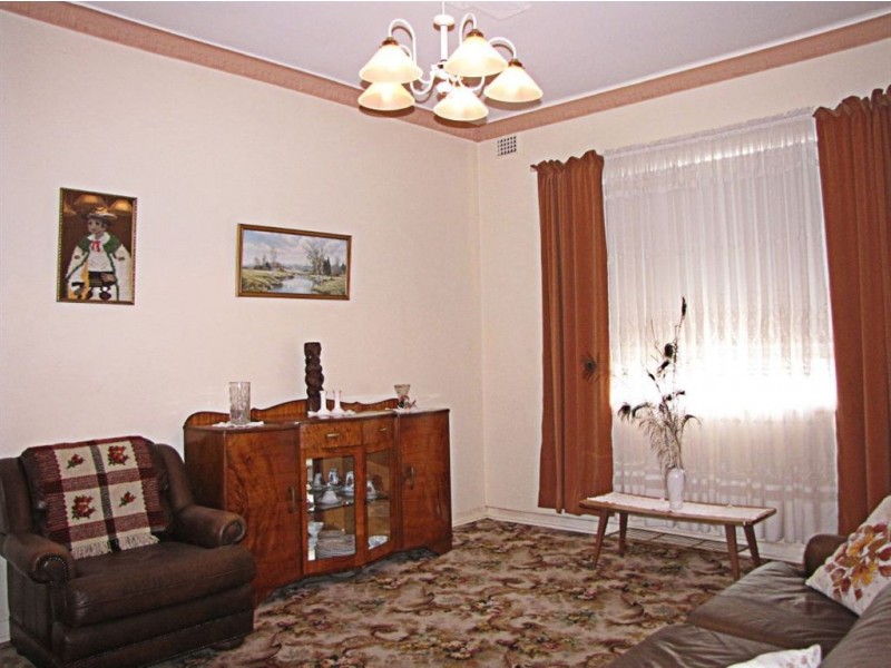 19 Milburn street, Ottoway SA 5013