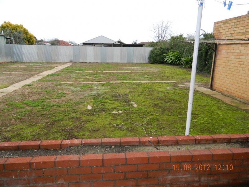 28 Poole Ave, Woodville South SA 5011