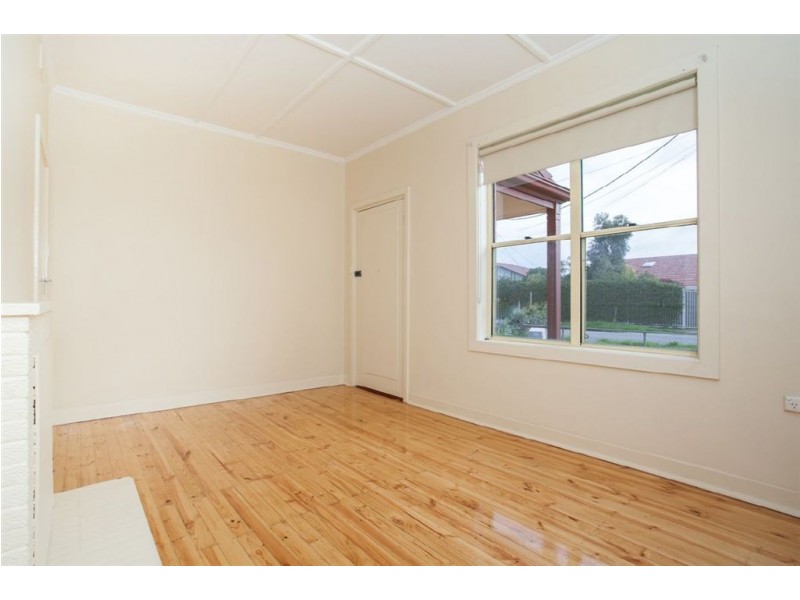 60 Arthur Street, Pennington SA 5013