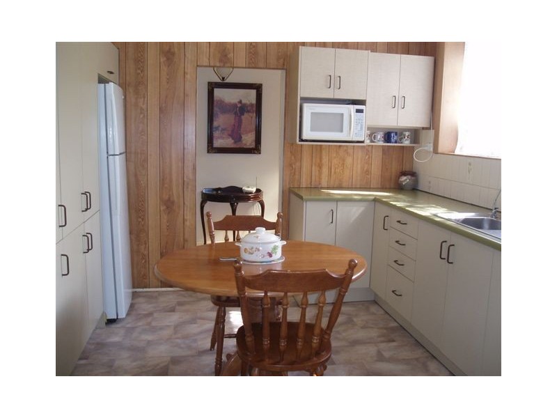 317 Wright Road, Valley View SA 5093