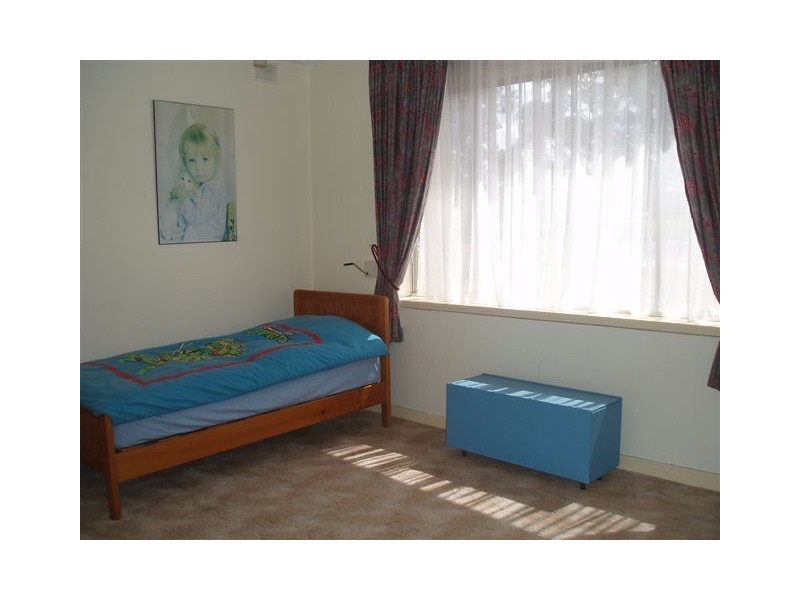 317 Wright Road, Valley View SA 5093