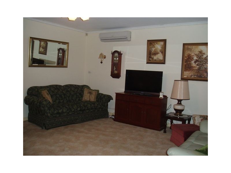 317 Wright Road, Valley View SA 5093