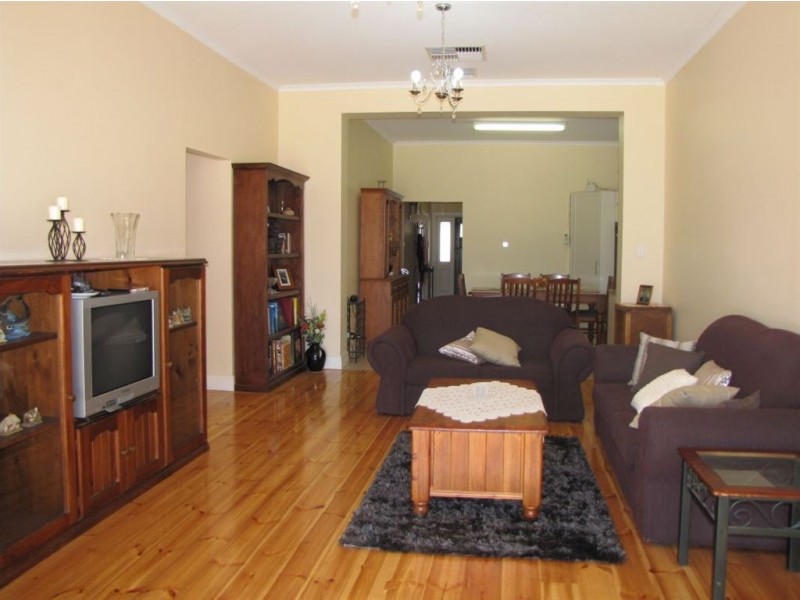 6 Glen Eira Street, Woodville South SA 5011