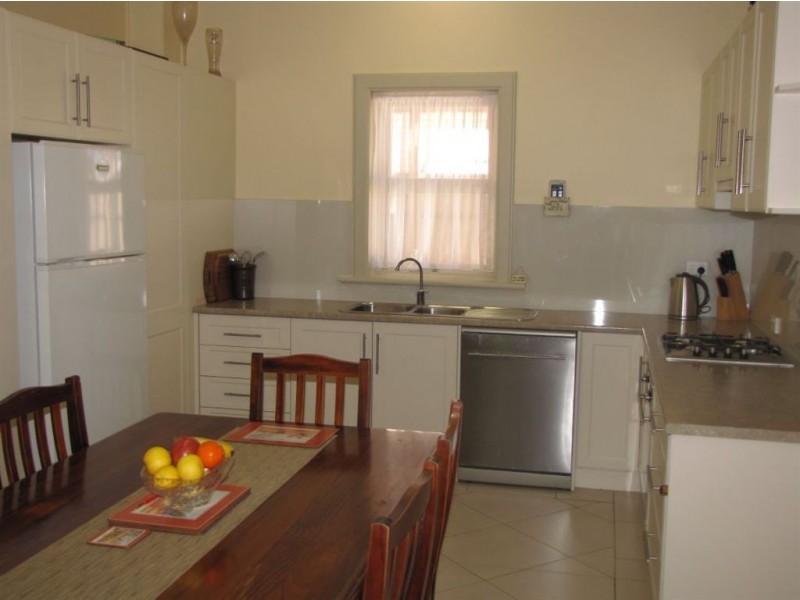 6 Glen Eira Street, Woodville South SA 5011