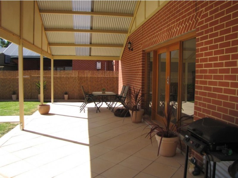 6 Glen Eira Street, Woodville South SA 5011