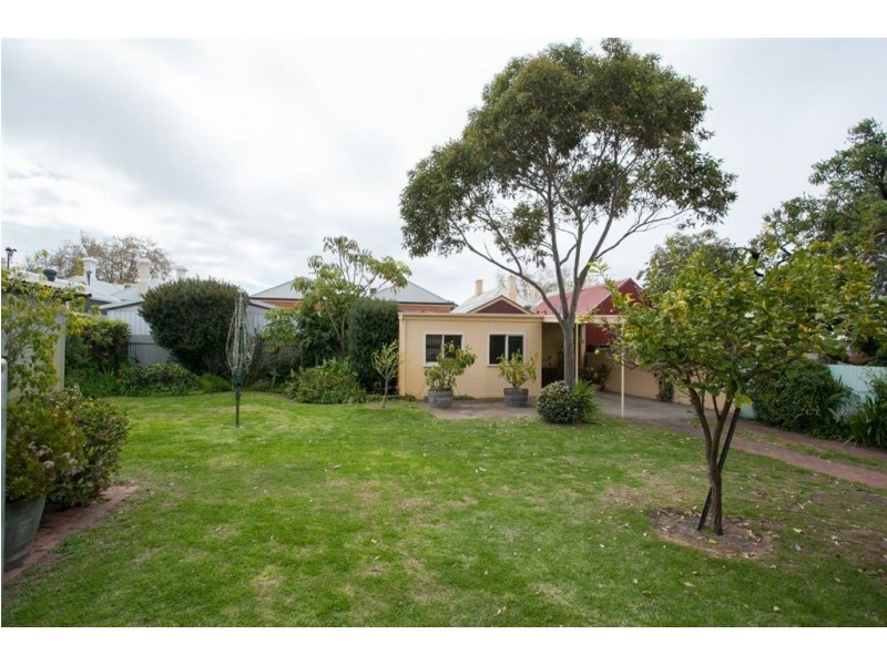 17 Hargrave Street, Largs Bay SA 5016