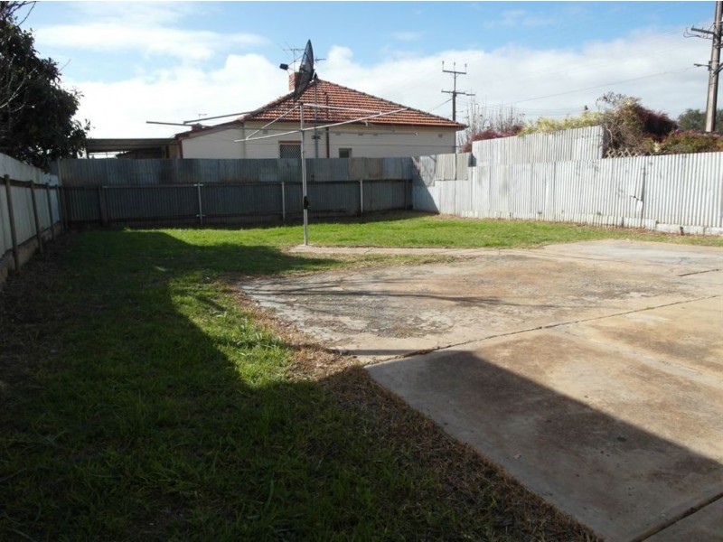 48 Eighth Ave, Woodville Gardens SA 5012