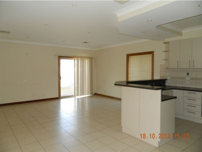 18A Tennyson St, Clearview SA 5085