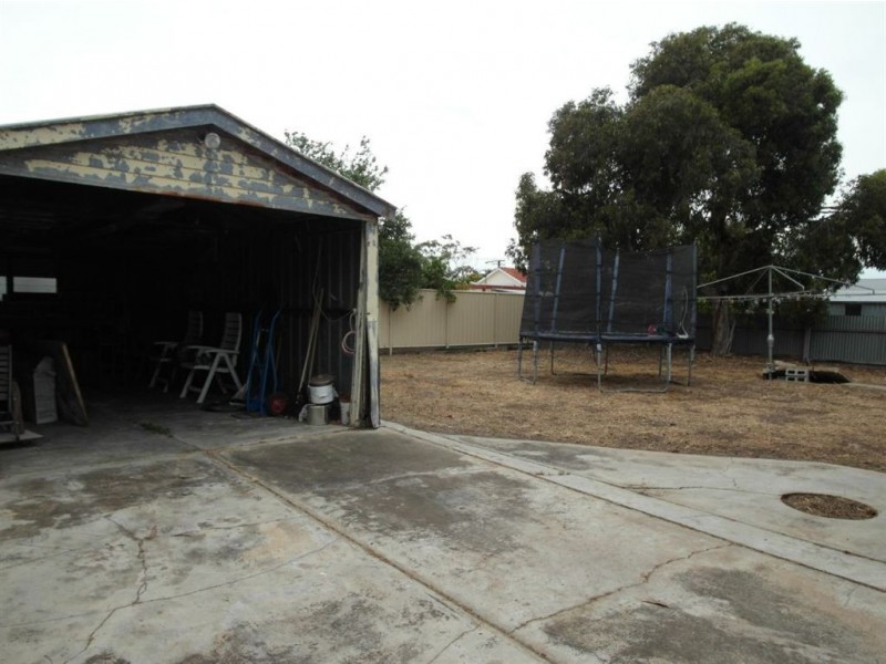 18 Laidlaw, Henley Beach SA 5022