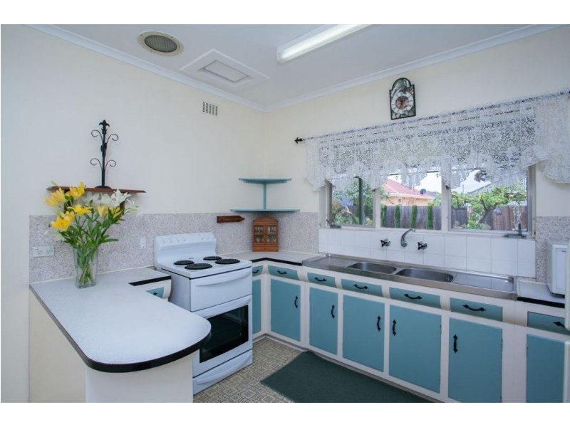 33 Tyrie Avenue, Findon SA 5023