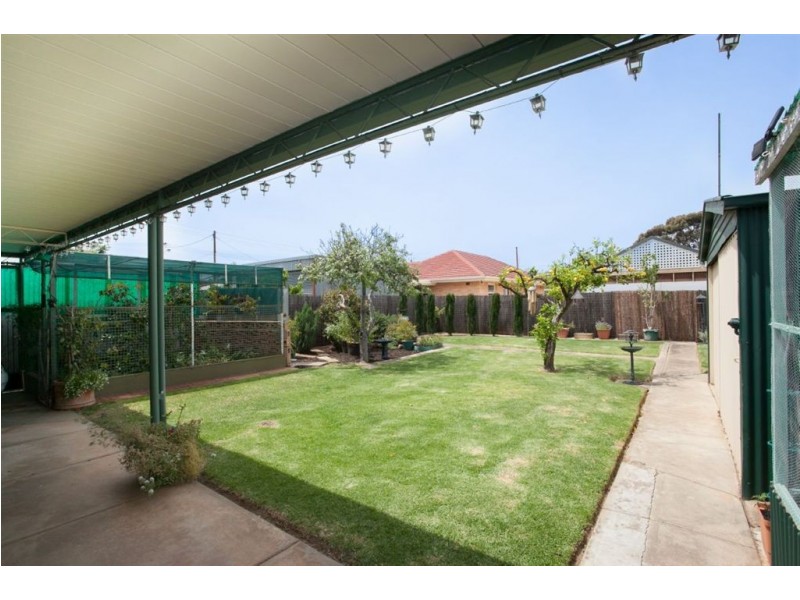 33 Tyrie Avenue, Findon SA 5023
