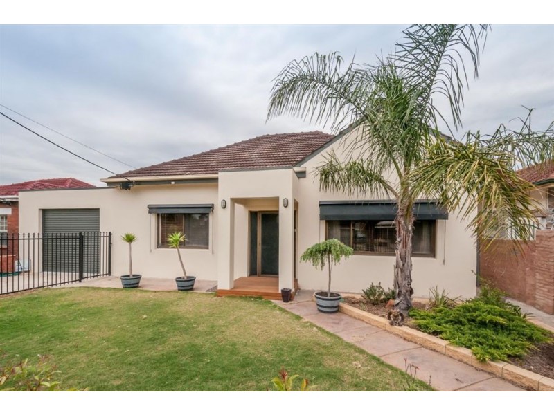 38 Balranald, Largs Bay SA 5016
