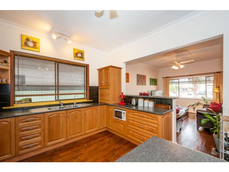 38 Balranald, Largs Bay SA 5016