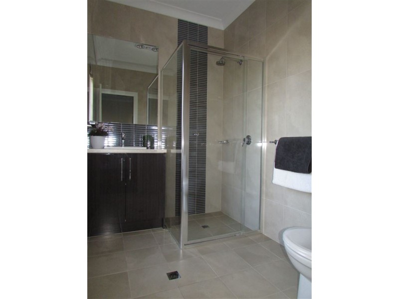 61 Green Ave, Seaton SA 5023