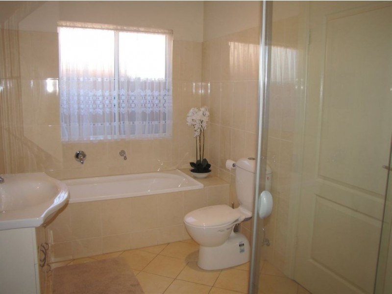 4a Herbert Street, Albert Park SA 5014