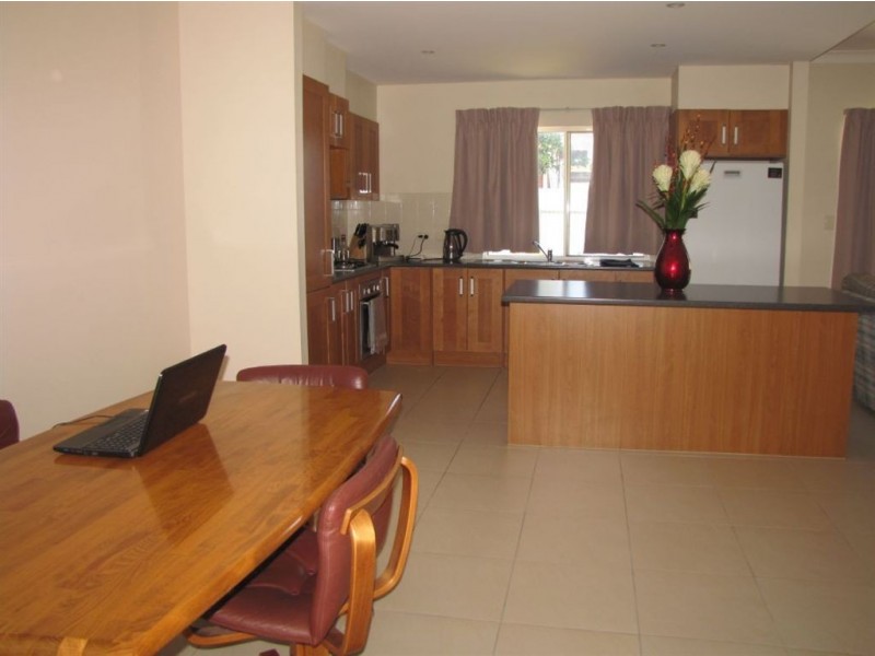 4a Herbert Street, Albert Park SA 5014