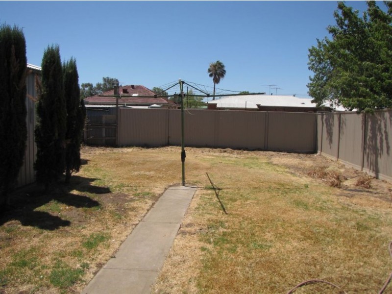 46 Third Avenue, Woodville Gardens SA 5012