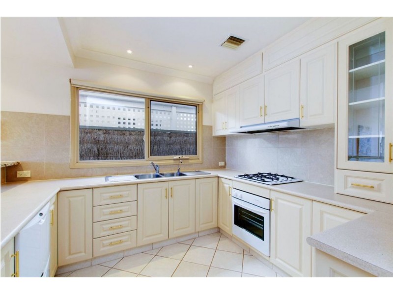 17A Gulf Point Drive, North Haven SA 5018