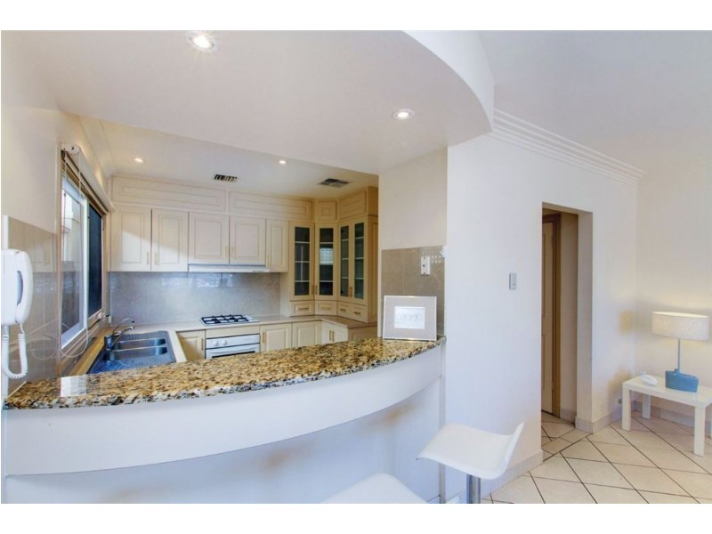 17A Gulf Point Drive, North Haven SA 5018