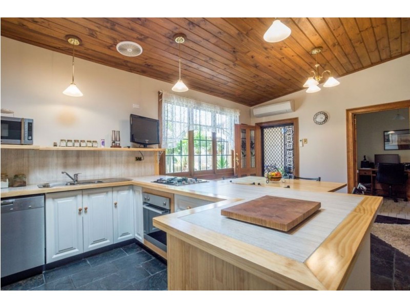 32 Hughes Street, Birkenhead SA 5015