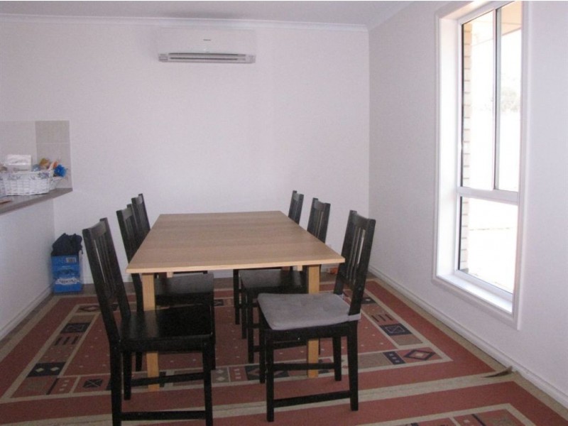 23 Gladstone Crescent, Mansfield Park SA 5012