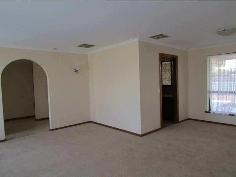 7 Jurs Avenue, North Haven SA 5018