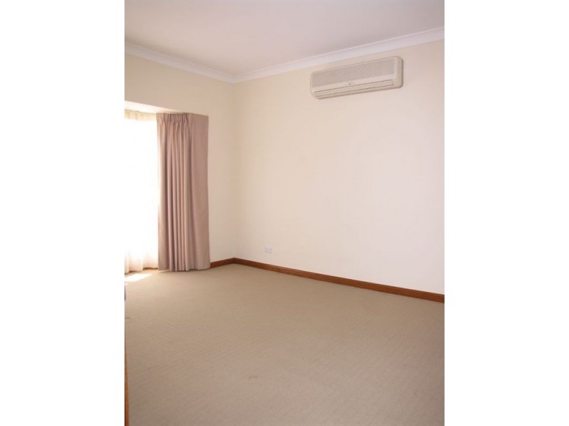 2a Tenth Avenue, Woodville North SA 5012