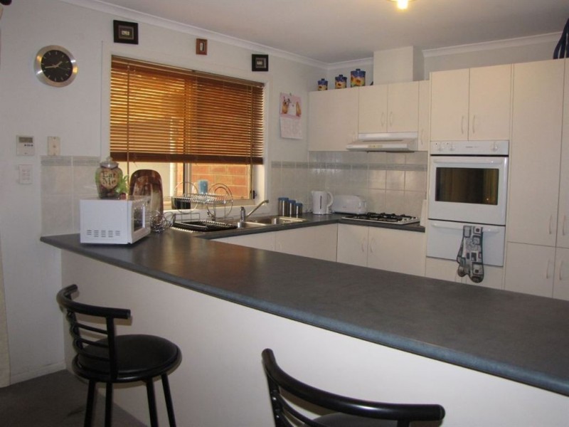 83 Eastern Pde, Ottoway SA 5013