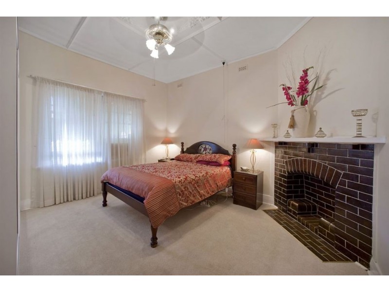 15 Pope street, Beverley SA 5009