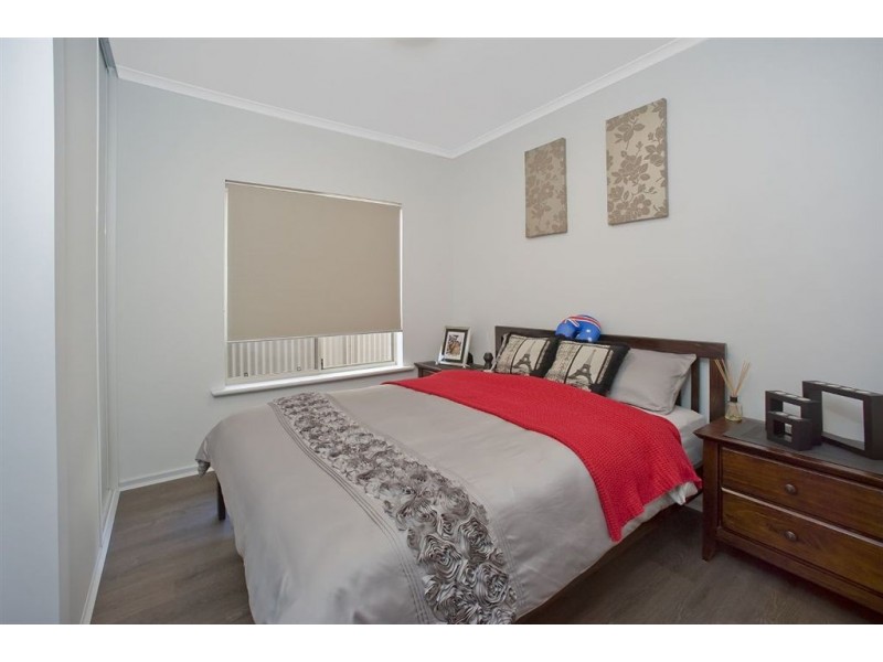 4 Central Court (off Haddington Cres), Mansfield Park SA 5012