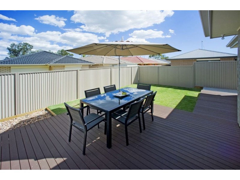 4 Central Court (off Haddington Cres), Mansfield Park SA 5012