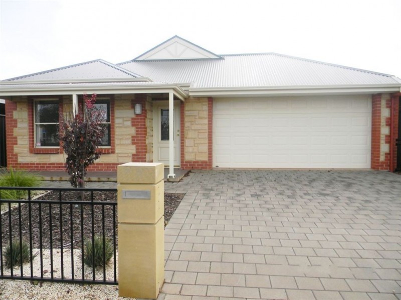 14 East Parkway, Andrews Farm SA 5114