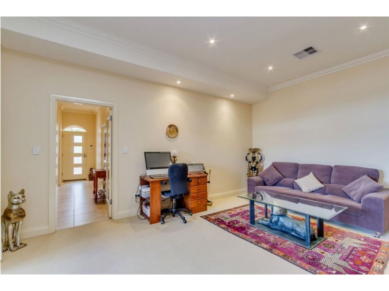 8 Hambour Place, Wattle Park SA 5066