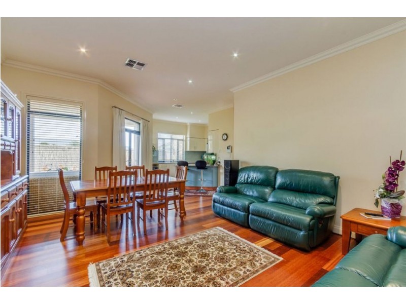 8 Hambour Place, Wattle Park SA 5066