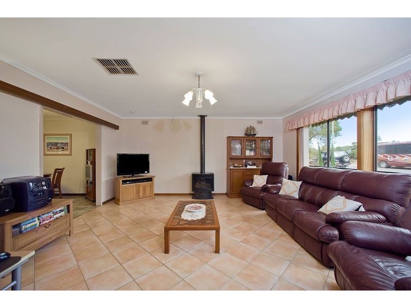 19 Nambour Crescent, West Lakes Shore SA 5020