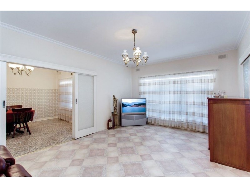 11 Margaret street, Kidman Park SA 5025