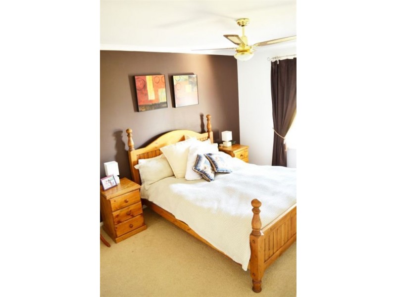 12 Warren Street, Angle Park SA 5010