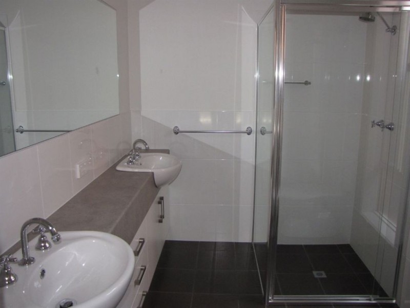 16 Martins Road, Seaton SA 5023