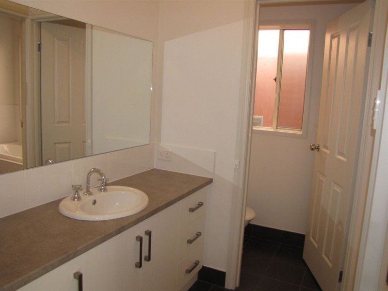 16 Martins Road, Seaton SA 5023