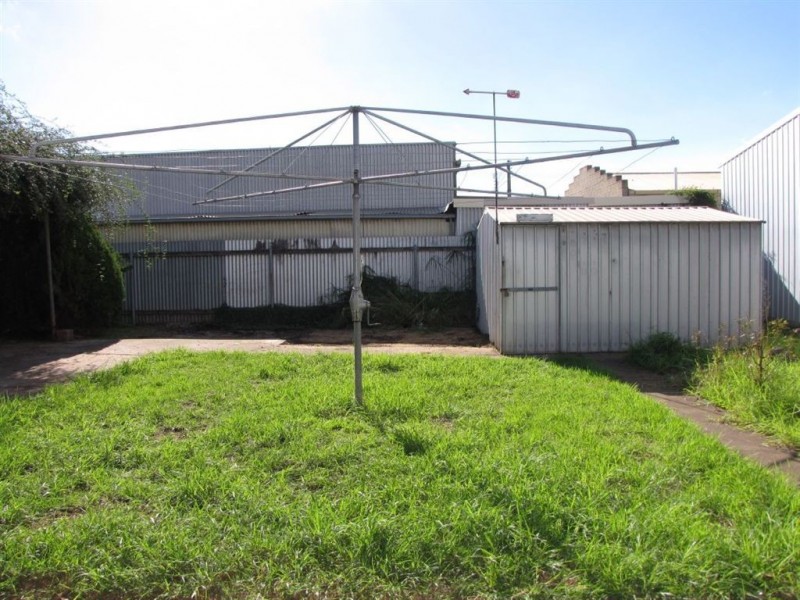 34 Third Street, Wingfield SA 5013