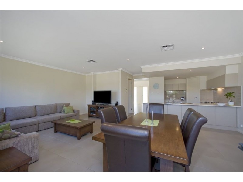 1/1A Findon Ave, Seaton SA 5023