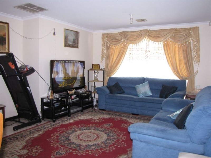 12 Napier Street, Mansfield Park SA 5012