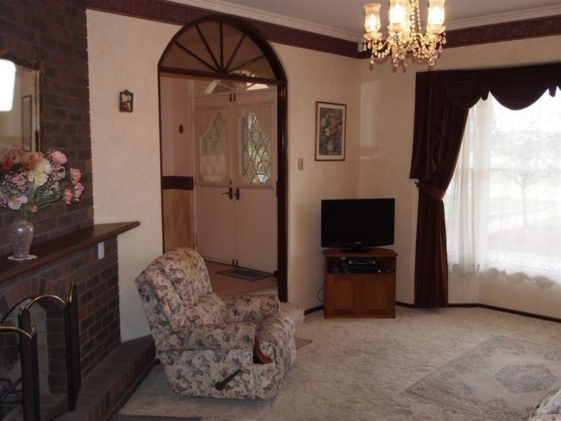 12 Settlers Drive, West Lakes SA 5021